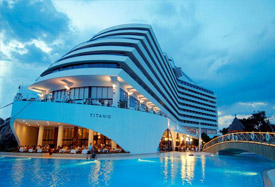 Titanic Beach Lara - Antalya Flughafentransfer