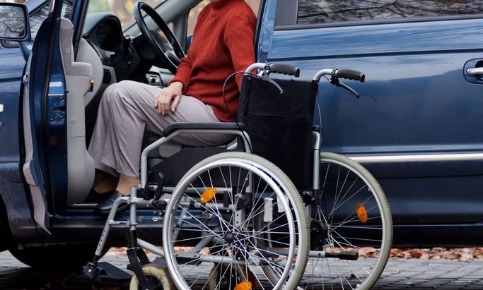 How to consider when buying a disabled car